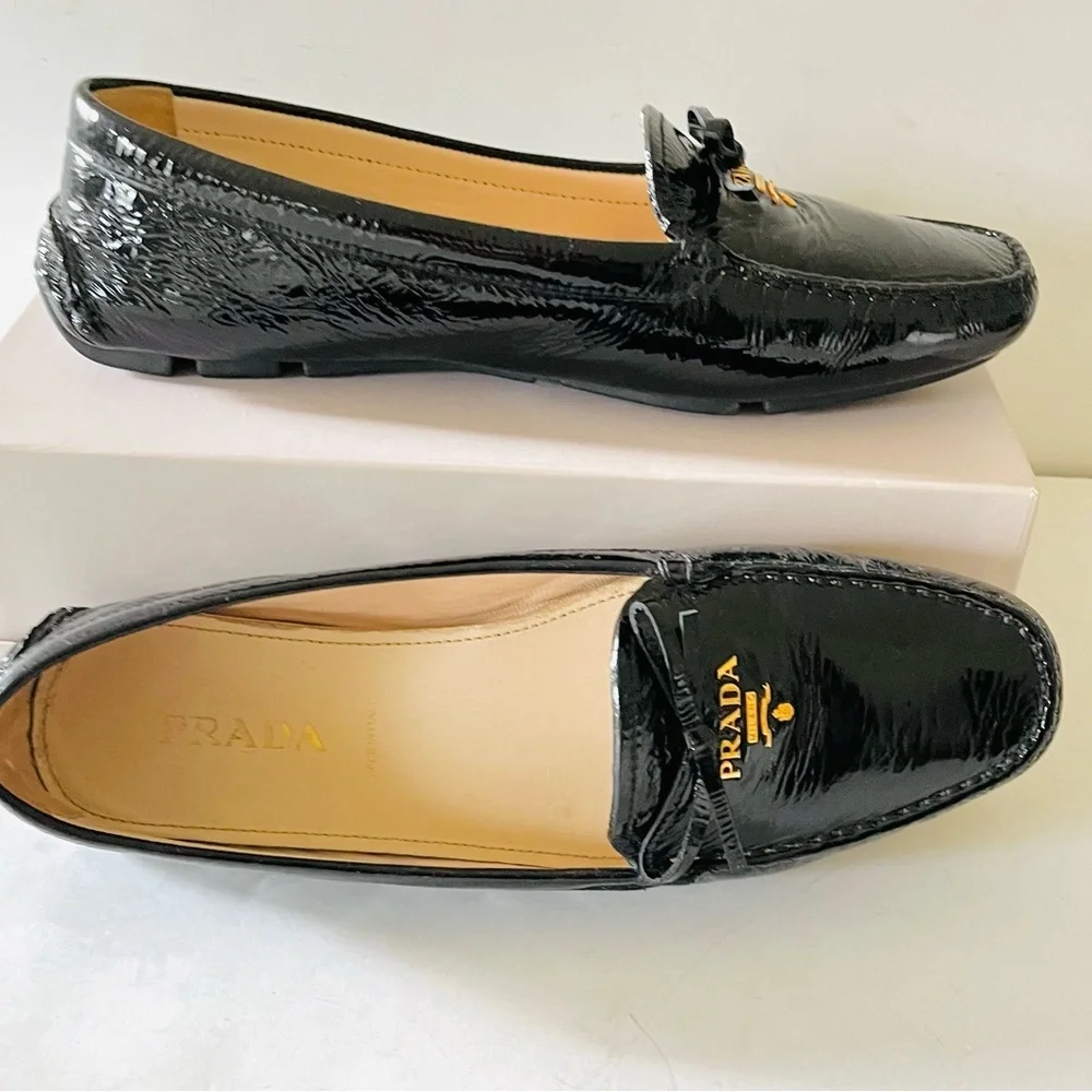 Prada black patent leather driving shoes loafers 38